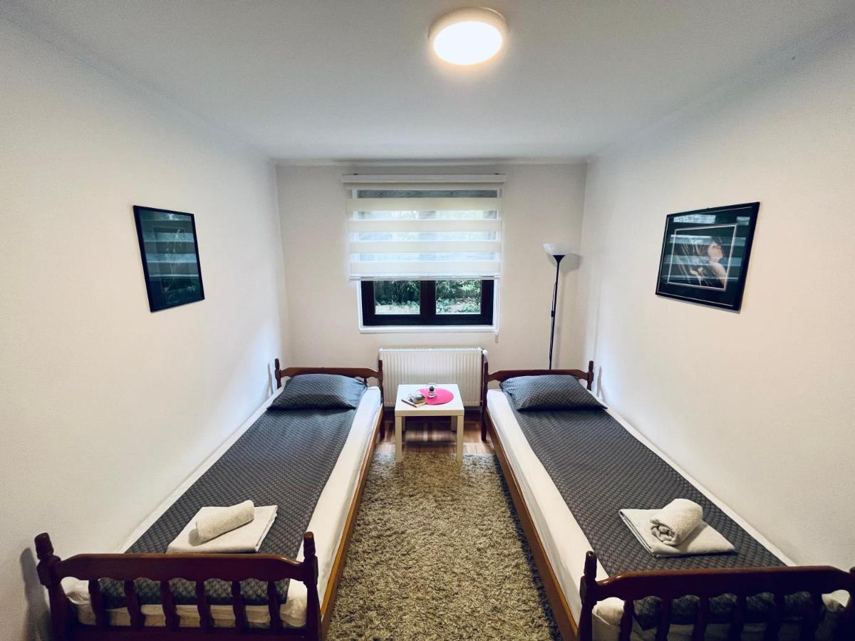 Apartment Viktorija Užice Esterno foto